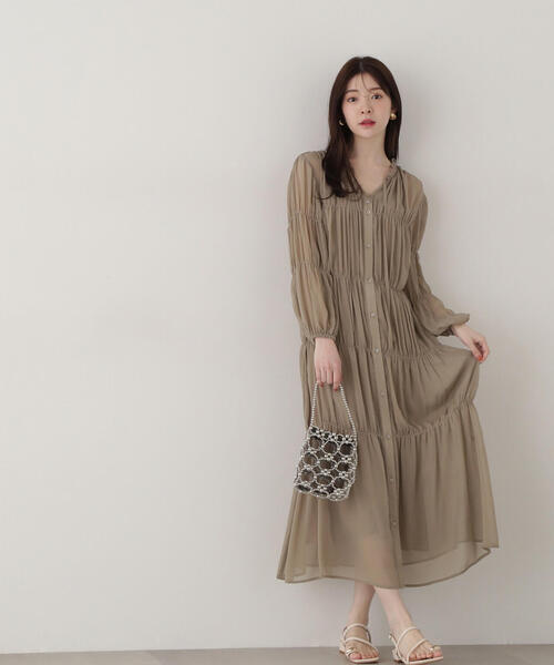 PROPORTION BODY DRESSING(プロポーションボディドレッシング)の「シアーシャーリングワンピース / 1215140307(ワンピース・レディース・ホワイト系その他/カーキ/ネイビー・SMALL/MEDIUM)」の4枚目の写真