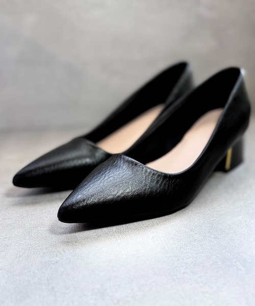 CALIFORNIA OUTFITTERS（カリフォルニア アウトフィッターズ）の「3-2A79 パンプス 太 4cmヒール ブラック ゴールドライン（パンプス・レディース・ブラック・40/38/39/35/36/37）」の17枚目の写真