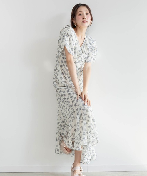 RANDA（ランダ）の「2WAYスリーブフラワーシフォンワンピース（ワンピース・レディース・ホワイト/ピンク/ブラック・1/0）」の2枚目の写真