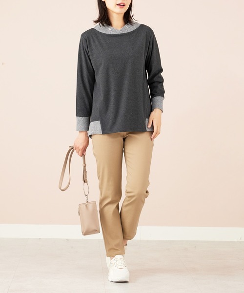 BELLUNA PLUS（ベルーナ）の「ワイドネックデザイン配色切替プルオーバー（Tシャツ/カットソー・レディース・ブルー系/杢グレー/イエロー系・LARGE/MEDIUM/X-LARGE）」の7枚目の写真