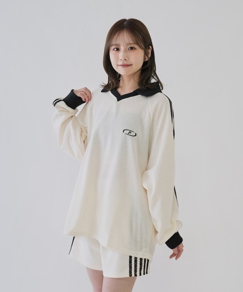 Uenui(ウニュイ)の「【 cunii 】サイドライン ポロ スウェット(スウェット・レディース・ブラック/アイボリー/グレー・FREE)」の2枚目の写真