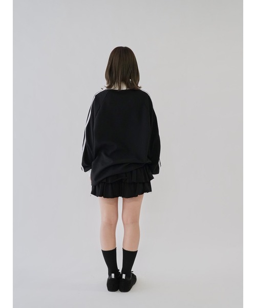 Uenui(ウニュイ)の「【 cunii 】サイドライン ポロ スウェット(スウェット・レディース・ブラック/アイボリー/グレー・FREE)」の7枚目の写真