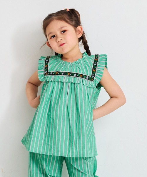 MARKEY'S（マーキーズ）の「先染めフリルトリミングチュニック【セットアップ可能】（セットアップ・キッズ・マルチ/グリーン・100/110/120/130/140/150）」の3枚目の写真