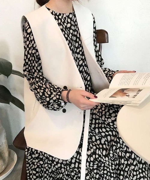Forcement(フォースメント)の「ウエスト紐付きダブルボタンジレ(ベスト・レディース・アイボリー/ブラック・ONESIZE)」の8枚目の写真