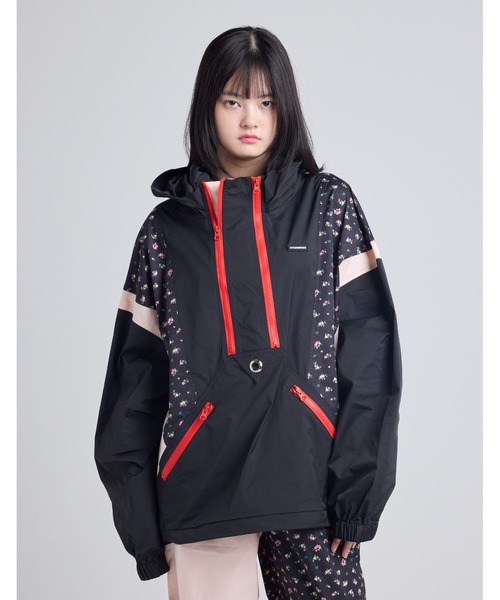 Little sunny bite（リトルサニーバイト）の「【8】【it】【Little sunny bite】nylon hoodie pull over（ナイロンジャケット・レディース・ブルー/ピンク/ブラック・MEDIUM/SMALL）」の2枚目の写真