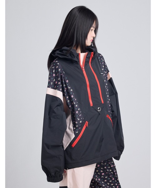 Little sunny bite（リトルサニーバイト）の「【8】【it】【Little sunny bite】nylon hoodie pull over（ナイロンジャケット・レディース・ブルー/ピンク/ブラック・MEDIUM/SMALL）」の6枚目の写真