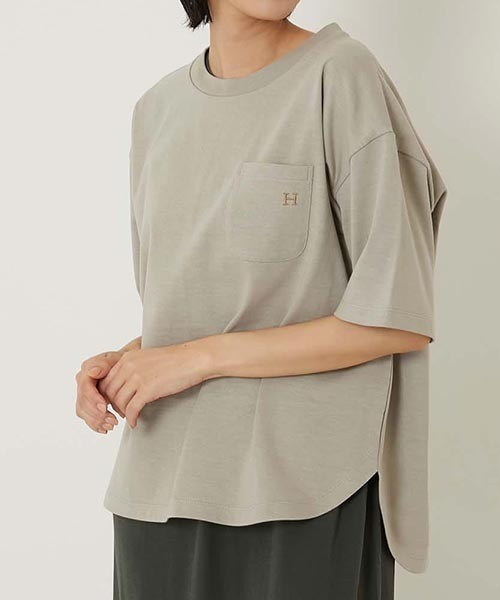 HOLLYWOOD RANCH MARKET（ハリウッドランチマーケット）の「Hエンブロイダリー ラウンドヘム ショートスリーブTシャツ ウイメンズ（Tシャツ/カットソー・レディース・ホワイト/ピンク/グリーン/ベージュ/ブラック/ブルー・ONE SIZE）」の12枚目の写真