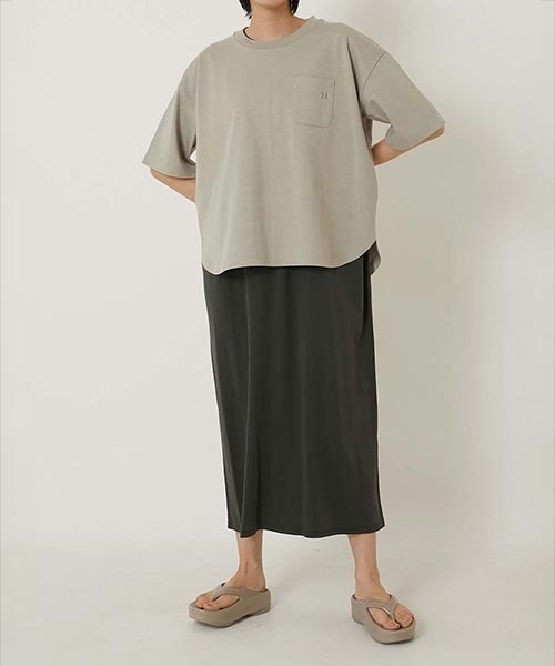 HOLLYWOOD RANCH MARKET（ハリウッドランチマーケット）の「Hエンブロイダリー ラウンドヘム ショートスリーブTシャツ ウイメンズ（Tシャツ/カットソー・レディース・ホワイト/ピンク/グリーン/ベージュ/ブラック/ブルー・ONE SIZE）」の11枚目の写真