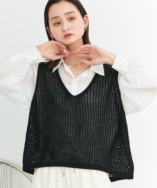 ad thie(アドティエ)の「Vネックメッシュ ニットベスト(ニット/セーター・レディース・オフホワイト/グレー/ブラック/ブラウン/ベージュ・FREE)」の18枚目の写真