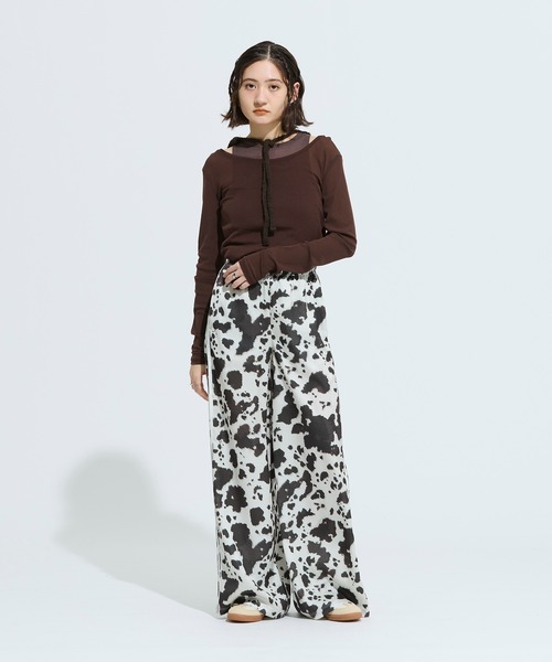 adidas（アディダス）の「アディダス オリジナルス サテン ワイドレッグパンツ / アディダスオリジナルス adidas Originals（その他パンツ・レディース・ホワイト・X-SMALL/X-LARGE/SMALL/MEDIUM/LARGE/3XL/XX-LARGE）」の9枚目の写真