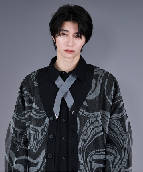 Ellno Loset（エルノロゼット）の「マーブルシアーカーディガン（カーディガン/ボレロ・メンズ・ブラック/ダークブルー・SMALL/LARGE/MEDIUM）」の6枚目の写真