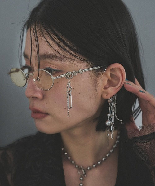 HARE（ハレ）の「デザインチャームツキステンレスメガネ(HARE)（メガネ・レディース・シルバー/シルバー系その他・FREE）」の2枚目の写真