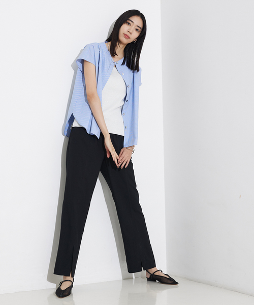 qualite（カリテ）の「ハイネックフレンチシャツ/オフィスカジュアル/夏服（シャツ/ブラウス・レディース・オフホワイト/チャコールグレー/ブルー・フリー）」の8枚目の写真