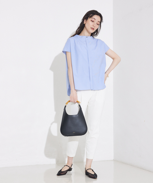 qualite（カリテ）の「ハイネックフレンチシャツ/オフィスカジュアル/夏服（シャツ/ブラウス・レディース・オフホワイト/チャコールグレー/ブルー・フリー）」の6枚目の写真