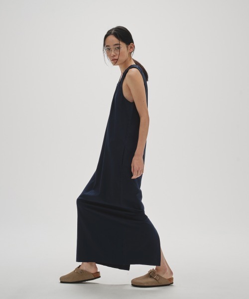 TODAYFUL（トゥデイフル）の「[TODAYFUL × Studio Doe] Neck Gather Dress（ワンピース・レディース・アイボリー/ネイビー・36inch/38inch）」の2枚目の写真