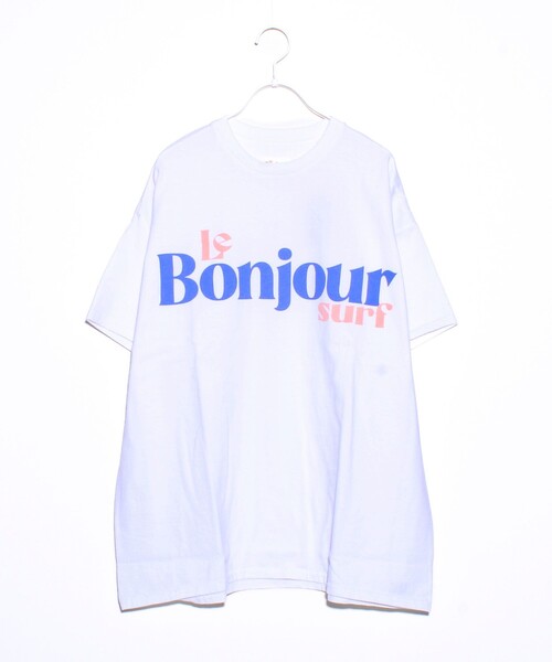 GLOSTER(グロスター)の「【Le Bonjour surf/ルボンジュールサーフ】ロゴプリントTシャツ(Tシャツ/カットソー・メンズ・ホワイト系その他5/ホワイト系その他4/ホワイト系その他3/ホワイト系その他2/ホワイト系その他/ホワイト/ホワイト系その他7/ホワイト系その他6・FREE)」の1枚目の写真