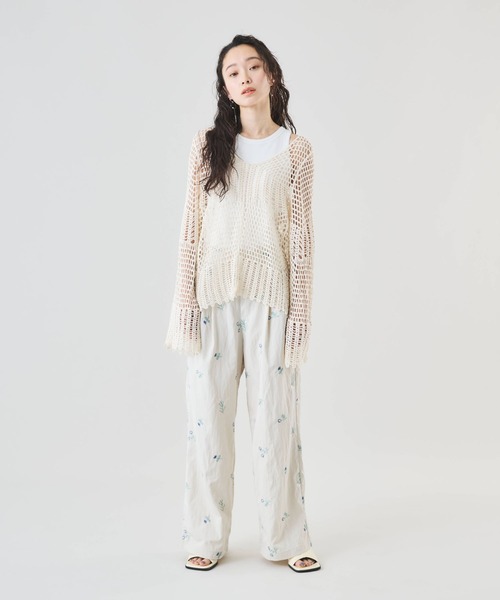 Muscat(マスカット)の「【前後2WAY】ロングルーズスリーブ ニット(ニット/セーター・レディース・ブラック/サンドベージュ・F)」の17枚目の写真