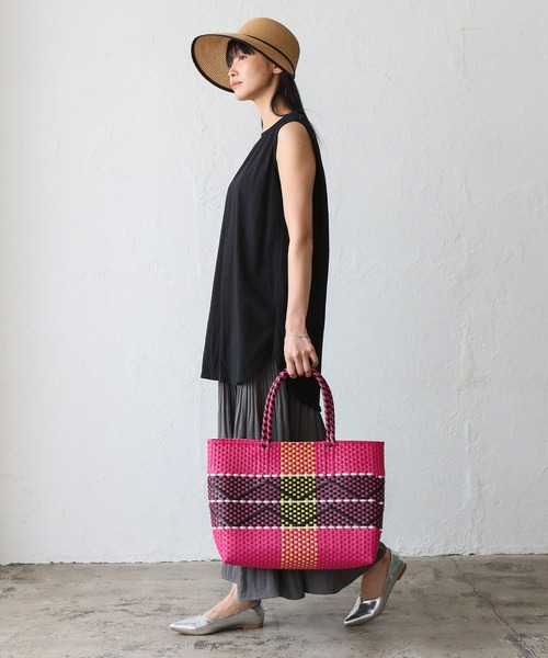 VitaFelice(ヴィータフェリーチェ)の「メルカドトートバッグ(M) プラかごバッグ かごバック ビッグトート A4収納 マルシェバッグ(かごバッグ・レディース・イエロー/ターコイズブルー/ブルー/ピンク・FREE)」の17枚目の写真