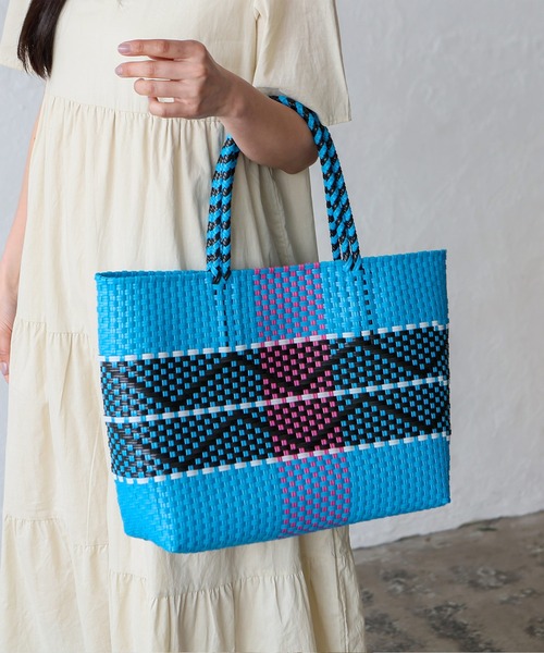 VitaFelice(ヴィータフェリーチェ)の「メルカドトートバッグ(M) プラかごバッグ かごバック ビッグトート A4収納 マルシェバッグ(かごバッグ・レディース・イエロー/ターコイズブルー/ブルー/ピンク・FREE)」の9枚目の写真