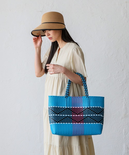 VitaFelice(ヴィータフェリーチェ)の「メルカドトートバッグ(M) プラかごバッグ かごバック ビッグトート A4収納 マルシェバッグ(かごバッグ・レディース・イエロー/ターコイズブルー/ブルー/ピンク・FREE)」の19枚目の写真