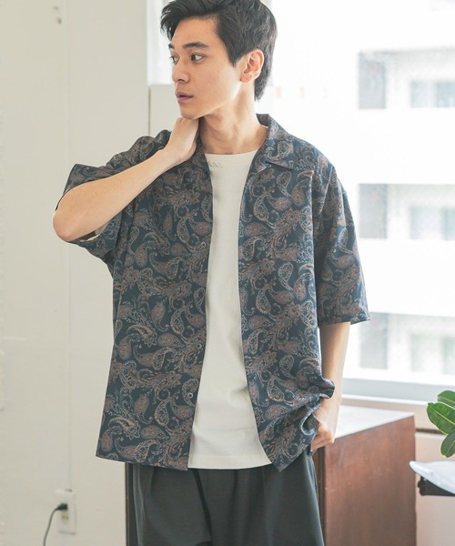 niko and...（ニコアンド）の「ペイズリープリントシャツ（シャツ/ブラウス・メンズ・ネイビー/カーキ・LARGE/MEDIUM）」の2枚目の写真