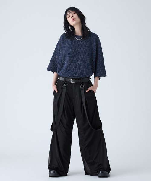 VELNUS（ベルナス）の「【VELNUS】Draped loose silhouette suspenders double tuck sheer layered slit pants/ドレープルーズシルエット サスペンダー ダブルタック シアーレイヤード スリットパンツ（スラックス・メンズ・ブルー/ブラック・S/M/L）」の16枚目の写真