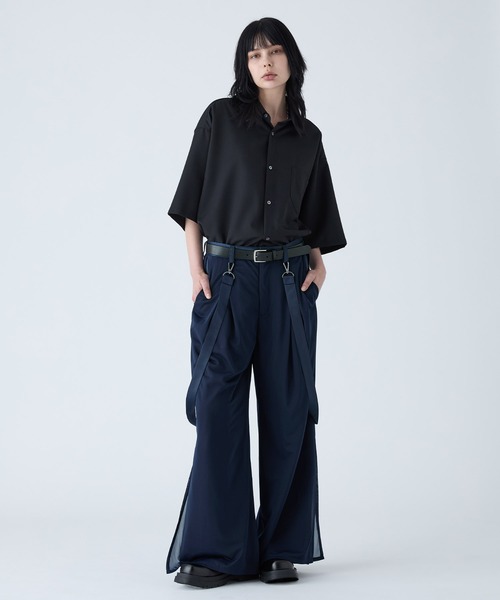 VELNUS(ベルナス)の「【VELNUS】Draped loose silhouette suspenders double tuck sheer layered slit pants/ドレープルーズシルエット サスペンダー ダブルタック シアーレイヤード スリットパンツ(スラックス・メンズ・ブルー/ブラック・S/M/L)」の16枚目の写真