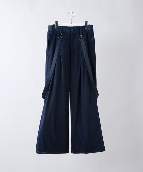 VELNUS(ベルナス)の「【VELNUS】Draped loose silhouette suspenders double tuck sheer layered slit pants/ドレープルーズシルエット サスペンダー ダブルタック シアーレイヤード スリットパンツ(スラックス・メンズ・ブルー/ブラック・S/M/L)」の18枚目の写真