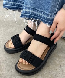 厚底ギャザーサンダル