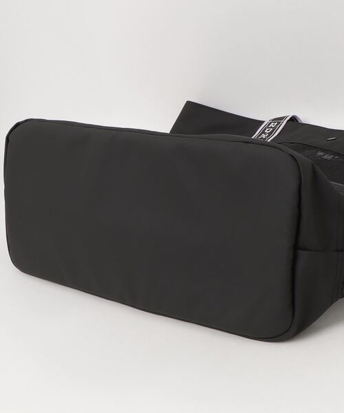 ROXY（ロキシー）の「ロキシー ROXY WILD FLOWER MESH TOTE BAG（トートバッグ・レディース・ブラック/ラベンダー・ONE SIZE）」の4枚目の写真