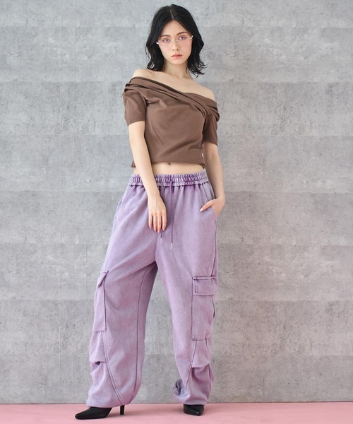 ANAP(アナップ)の「スムース 天竺 オフショル Tシャツ トップス(Tシャツ/カットソー・レディース・ブラック/ブラウン/ホワイト・FREE)」の11枚目の写真
