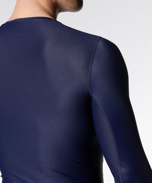 UNDER ARMOUR(アンダーアーマー)の「UAアイソチル コンプレッション ロングスリーブ クルーネック シャツ(ベースボール/メンズ)(Tシャツ/カットソー・メンズ・ネイビー・M/L/S/XL/3XL/2XL)」の14枚目の写真