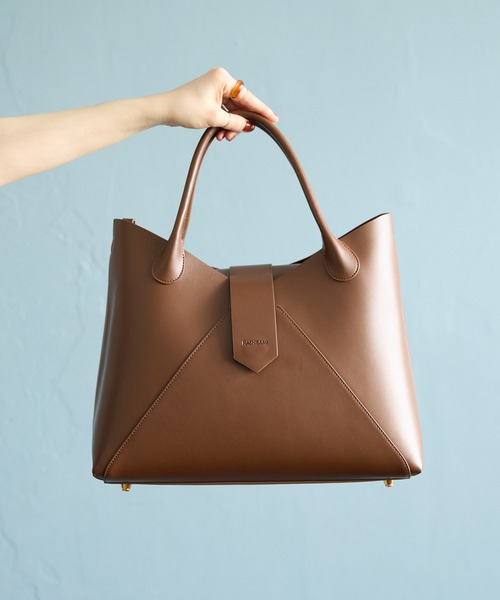 HASHIBAMI（ハシバミ）の「【HASHIBAMI】フェズ ヨコナガ A4バッグ（トートバッグ・レディース・ブラック/ダークブラウン・FREE）」の11枚目の写真