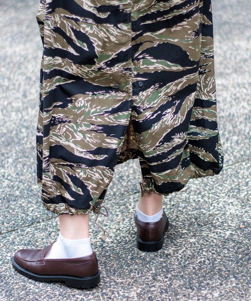D.M.G.（ドミンゴ）の「[D.M.G / ディーエムジー] リップタイガー迷彩 ミリタリーオーバースカート（スカート・レディース・グリーン系カモフラージュ・S/M）」の18枚目の写真
