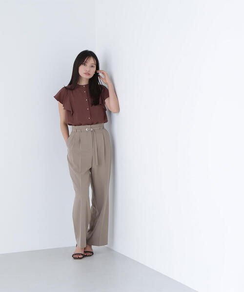 NATURAL BEAUTY BASIC（ナチュラルビューティーベーシック）の「◇メタルボタンフリルスリーブブラウス（シャツ/ブラウス・レディース・オフホワイト/ブルー/ダークブラウン・SMALL/MEDIUM）」の21枚目の写真