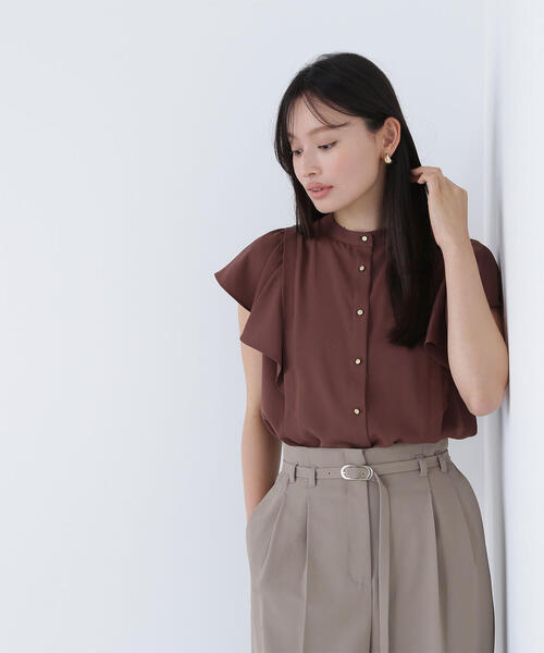 NATURAL BEAUTY BASIC（ナチュラルビューティーベーシック）の「◇メタルボタンフリルスリーブブラウス（シャツ/ブラウス・レディース・オフホワイト/ブルー/ダークブラウン・SMALL/MEDIUM）」の20枚目の写真