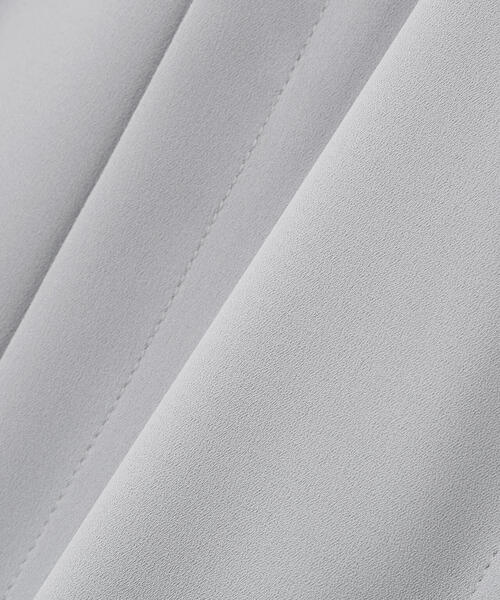 NATURAL BEAUTY BASIC（ナチュラルビューティーベーシック）の「◇メタルボタンフリルスリーブブラウス（シャツ/ブラウス・レディース・オフホワイト/ブルー/ダークブラウン・SMALL/MEDIUM）」の14枚目の写真