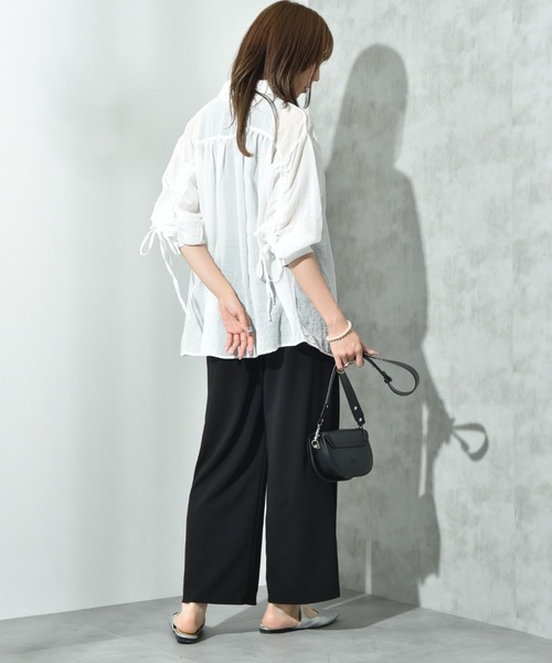 INTERPLANET（インタープラネット）の「Ｅボイルヨークギャザー袖ドロストシャツ（シャツ/ブラウス・レディース・オフホワイト/ブラック/ブラウン・FREE）」の14枚目の写真