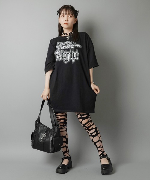 SPINNS（スピンズ）の「合皮ビッグショルダーバッグ/クロス（ショルダーバッグ・レディース・ブラック・ONESIZE）」の10枚目の写真