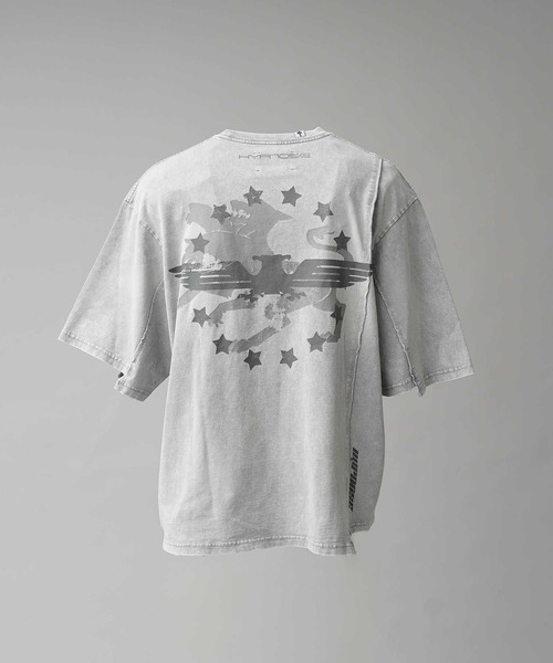 MAISON SPECIAL（メゾンスペシャル）の「【Hypnose Association for MAISON SPECIAL】「Eagle」Prime-Over Crew Neck T-Shirt/イーグルプライムオーバークルーネックTシャツ（Tシャツ/カットソー・メンズ・ブラック/ライトグレー・2/1）」の4枚目の写真