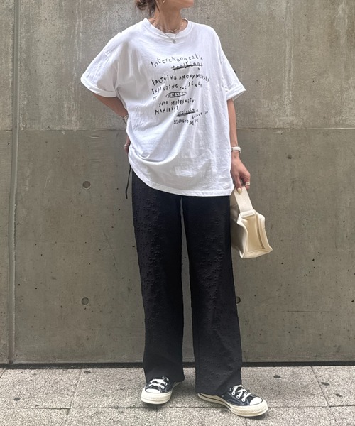 ISOOK(アイスー)の「フラワーワイドパンツ(chiica select) / イージーパンツ リラックスパンツ 柄パンツ 刺繍 花柄 パンツ ハイウエスト ストレート フルレングス ウエスト紐 ロング リボン ブラック 黒(その他パンツ・レディース・ブラック・FREE)」の3枚目の写真