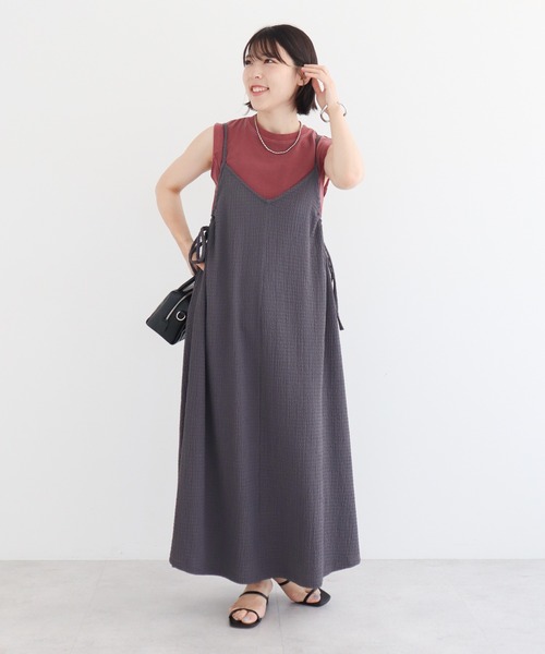 Green　Parks（グリーンパークス）の「表面感脇リボンキャミワンピース（ワンピース・レディース・レッド/グリーン系その他3/ブラック/グレー・FREE）」の2枚目の写真