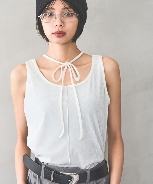 PAGEBOY(ページボーイ)の「シアーベロア2WAYタンク(タンクトップ・レディース・ブラック/オフホワイト/マスタード・FREE)」の2枚目の写真