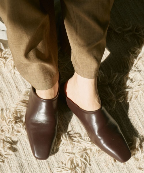 Libra Cue（リブラ キュー）の「ソフトクッションバブーシュ（スリッポン・レディース・ブラック/ブラウン・LARGE/MEDIUM）」の13枚目の写真