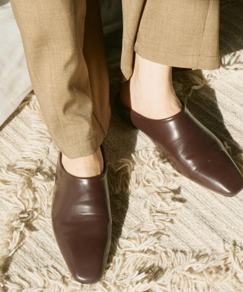 Libra Cue（リブラ キュー）の「ソフトクッションバブーシュ（スリッポン・レディース・ブラック/ブラウン・LARGE/MEDIUM）」の14枚目の写真