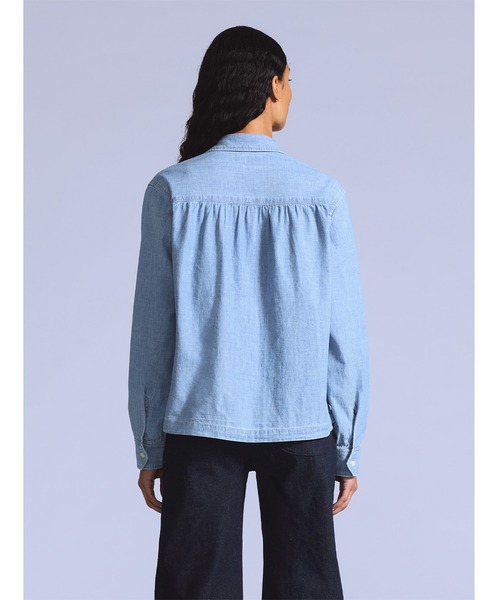 Levi's(リーバイス)の「Levi's/リーバイス BLUETAB(TM) コーラルシャツ(シャツ/ブラウス・レディース・インディゴブルー・XS/S/M)」の2枚目の写真