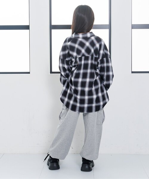 algy（アルジー）の「BIGチェックシャツ（シャツ/ブラウス・キッズ・ブラック/イエロー・SMALL/X-SMALL/XX-SMALL/MEDIUM）」の4枚目の写真