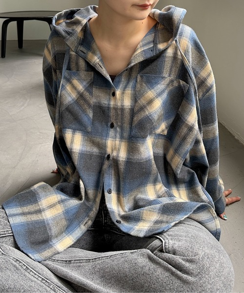 PILIT（ピリット）の「フードチェックシャツ（シャツ/ブラウス・レディース・アイボリー/ブルー/レッド・MEDIUM）」の2枚目の写真