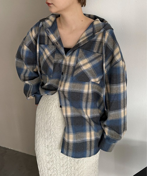 PILIT（ピリット）の「フードチェックシャツ（シャツ/ブラウス・レディース・アイボリー/ブルー/レッド・MEDIUM）」の17枚目の写真