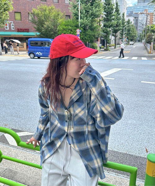 PILIT（ピリット）の「フードチェックシャツ（シャツ/ブラウス・レディース・アイボリー/ブルー/レッド・MEDIUM）」の7枚目の写真